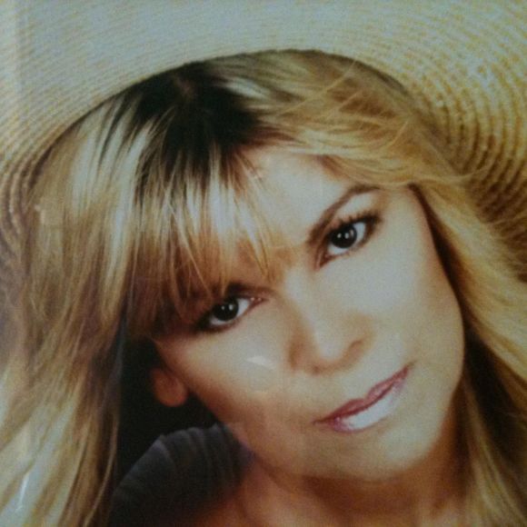 Meet your Posher, Christina - Picture 1 of 1